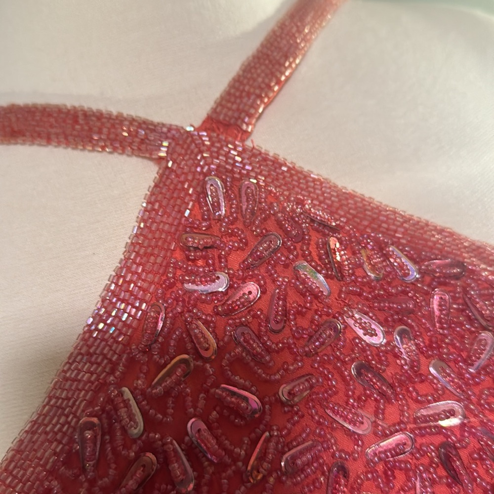 Crosslisted        ***SOLD***         Coral “shrimp” pink, vintage, fully beaded - Picture 10 of 16